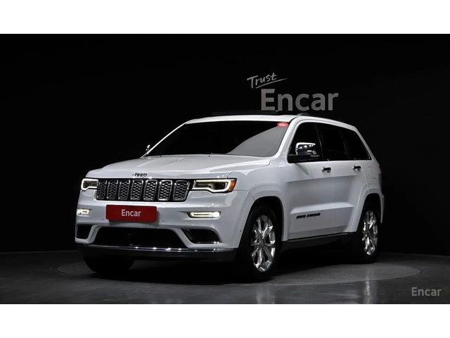 Jeep Grand cherokee 2020* SUMMIT* ОБДУХ* ДИСТРОНИК* HARMAN* PANO* 8ZF* - автомобили, коли, обяви за нови и употребявани 0