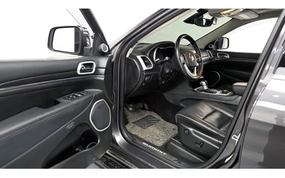 Jeep Grand cherokee 2020* 8ZF* SUMMIT* ОБДУХ* HARMAN* DISTRONIK* КРАЙН - автомобили, коли, обяви за нови и употребявани 7
