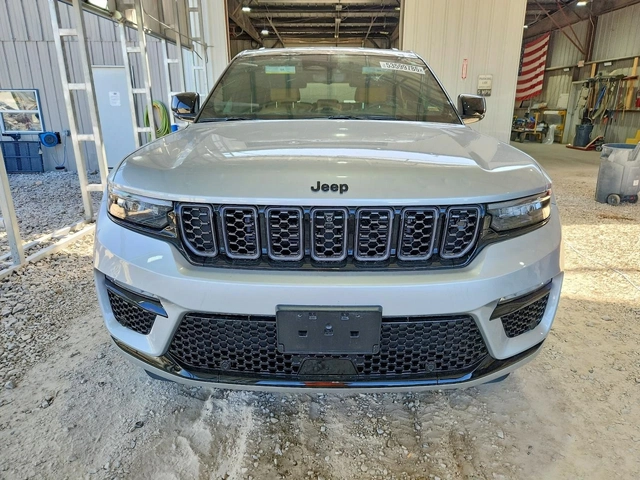 Jeep Grand cherokee SUMMIT* AWD* ОБДУХ* МАСАЖИ - автомобили, коли, обяви за нови и употребявани 4