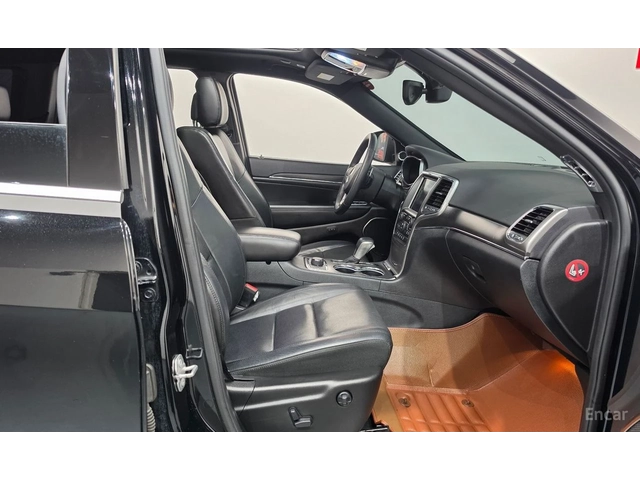 Jeep Grand cherokee 3.6* V6* 8ZF* ПОДГРЕВ* ОБДУХВАНЕ* КАМЕРА* МЪРТВА* - автомобили, коли, обяви за нови и употребявани 12