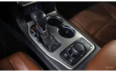 Jeep Grand cherokee 3.6* V6* 8ZF* OVERLAND* ДИСТРОНИК* ОБДУХВАНЕ* КАМЕ - автомобили, коли, обяви за нови и употребявани 10