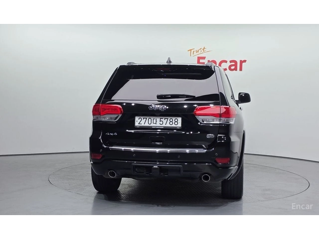 Jeep Grand cherokee 3.6* V6* 8ZF* OVERLAND* ДИСТРОНИК* ОБДУХВАНЕ* КАМЕ - автомобили, коли, обяви за нови и употребявани 3