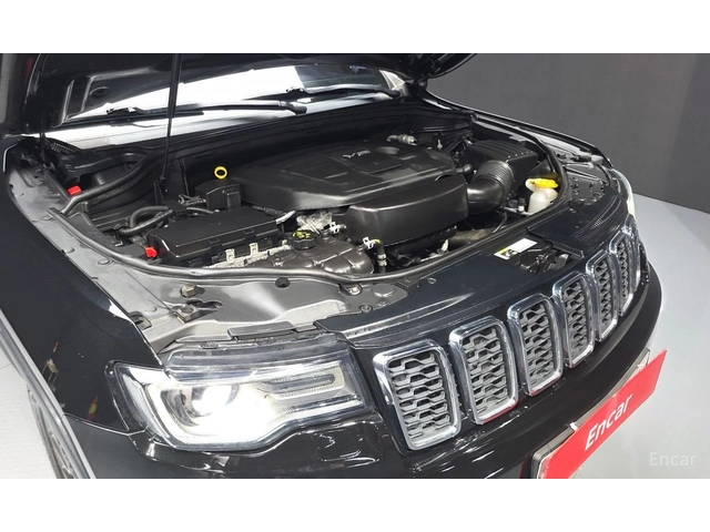 Jeep Grand cherokee 3.6* V6* 8ZF* ПОДГРЕВ* ОБДУХВАНЕ* МЪРТВА* ТОЧКА* К - автомобили, коли, обяви за нови и употребявани 16