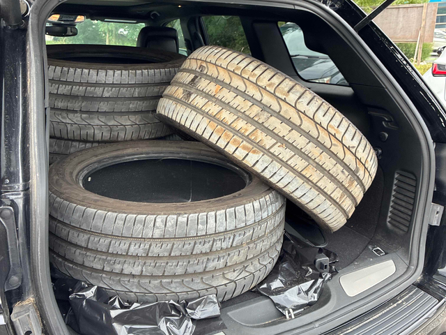 Jeep Grand cherokee 6.4L 8cyl 4WD - автомобили, коли, обяви за нови и употребявани 12