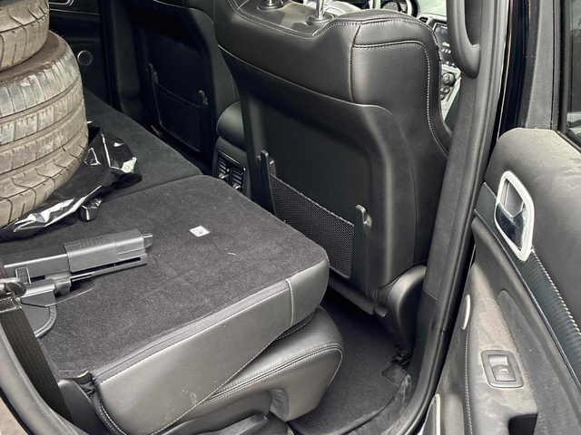 Jeep Grand cherokee 6.4L 8cyl 4WD - автомобили, коли, обяви за нови и употребявани 13