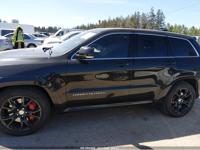 Jeep Grand cherokee 6.4L V-8 , 475HP 4X4 Drive - автомобили, коли, обяви за нови и употребявани 14