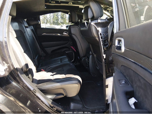 Jeep Grand cherokee 6.4L V-8 , 475HP 4X4 Drive - автомобили, коли, обяви за нови и употребявани 7