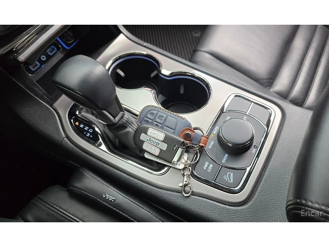Jeep Grand cherokee 3.6* V6* 8ZF* LIMITED-X* ПОДГРЕВ* КАМЕРА* - автомобили, коли, обяви за нови и употребявани 10