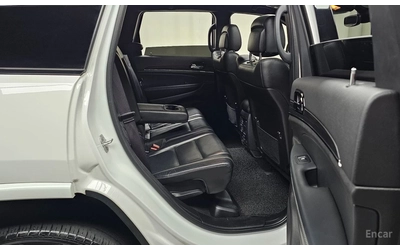 Jeep Grand cherokee 3.6* V6* 8ZF* 80TH* ANNIVERSARY* ОБДУХВАНЕ* ДИСТРО - автомобили, коли, обяви за нови и употребявани 13