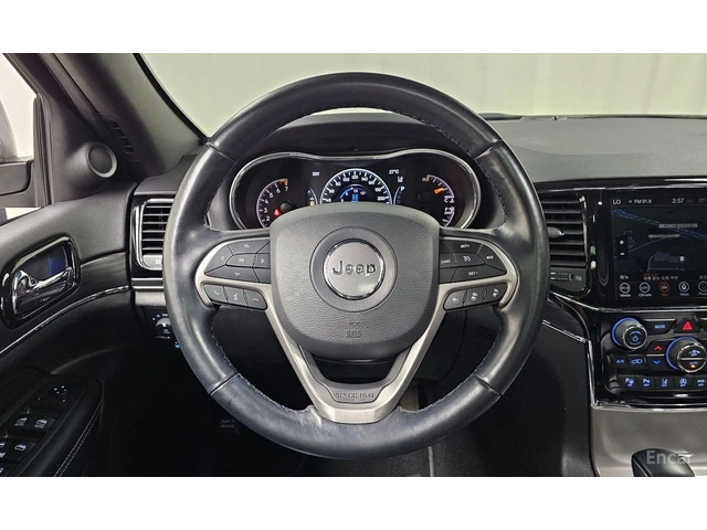 Jeep Grand cherokee 3.6* V6* 8ZF* 80TH* ANNIVERSARY* ОБДУХВАНЕ* ДИСТРО - автомобили, коли, обяви за нови и употребявани 7