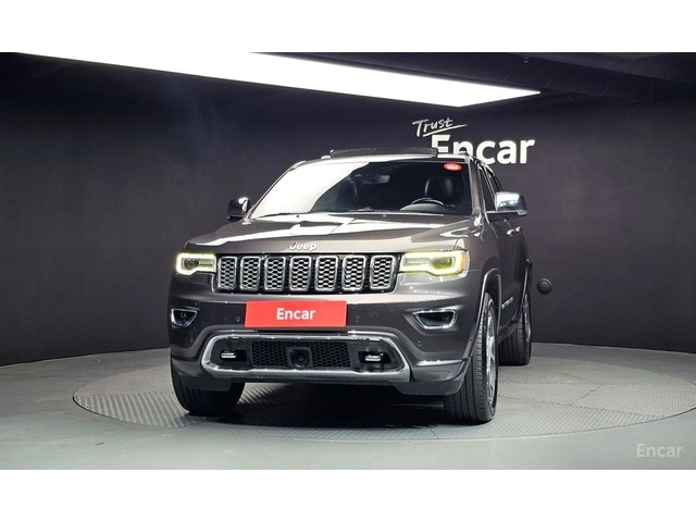 Jeep Grand cherokee 3.6* V6* 8ZF* OVERLAND* ДИСТРОНИК* ОБДУХВАНЕ* КАМЕ - автомобили, коли, обяви за нови и употребявани 2
