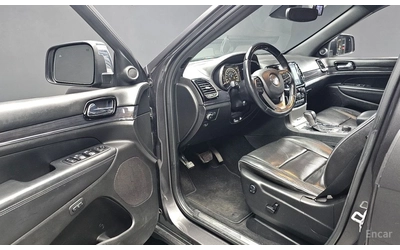 jeep-grand-cherokee - 4