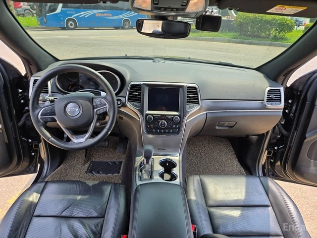 Jeep Grand cherokee 3.6* V6* 8ZF* ПОДГРЕВ* КАМЕРА* КЕЙЛЕС* LANE* ASSIS - автомобили, коли, обяви за нови и употребявани 7