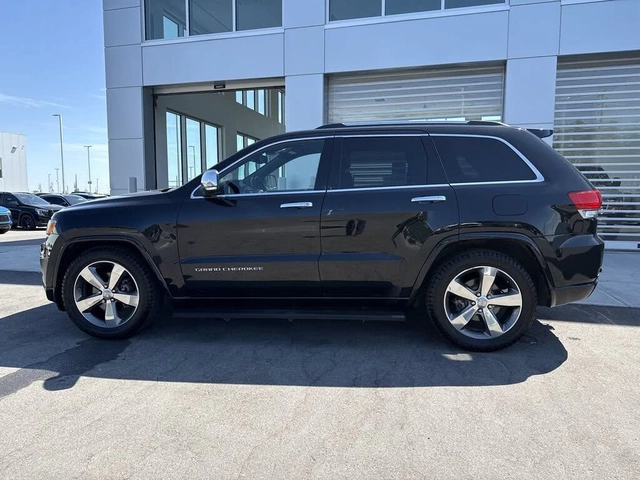 Jeep Grand cherokee OVERLAND* 4WD* PANO* BLIND SPOT* КОЖА* ПОДГРЕВ* - автомобили, коли, обяви за нови и употребявани 6