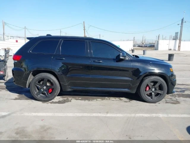 Jeep Grand cherokee SRT* AWD* 6.4* ПОДГРЕВ* ОБДУХВАНЕ* АЛКАНТАРА* ПАНО - автомобили, коли, обяви за нови и употребявани 11