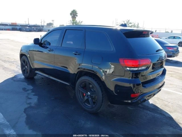 Jeep Grand cherokee SRT* AWD* 6.4* ПОДГРЕВ* ОБДУХВАНЕ* АЛКАНТАРА* ПАНО - автомобили, коли, обяви за нови и употребявани 2