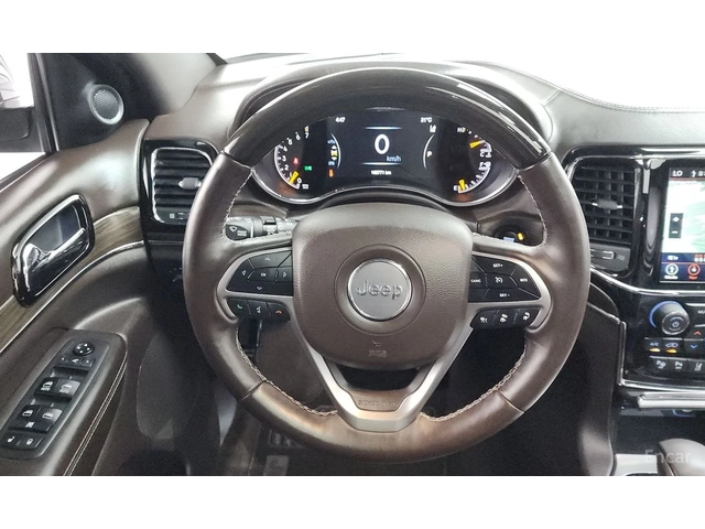 Jeep Grand cherokee 3.6* V6* 8ZF* OVERLAND* ДИСТРОНИК* ОБДУХВАНЕ* КАМЕ - автомобили, коли, обяви за нови и употребявани 6
