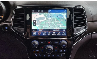 Jeep Grand cherokee 3.6* V6* 8ZF* OVERLAND* ДИСТРОНИК* ОБДУХВАНЕ* КАМЕ - автомобили, коли, обяви за нови и употребявани 8