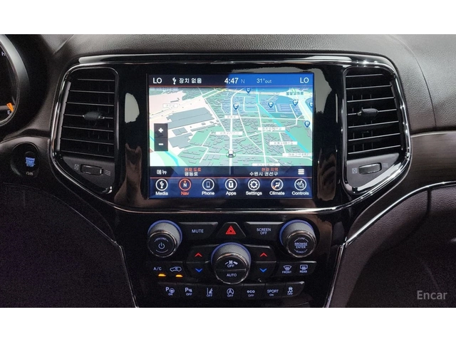 Jeep Grand cherokee 3.6* V6* 8ZF* OVERLAND* ДИСТРОНИК* ОБДУХВАНЕ* КАМЕ - автомобили, коли, обяви за нови и употребявани 8
