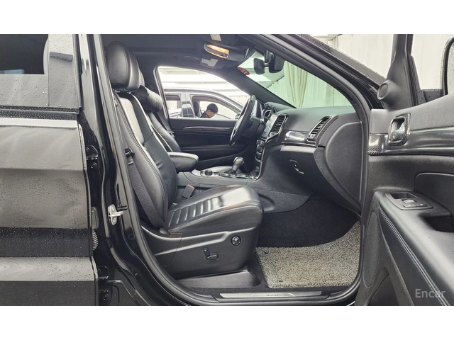 Jeep Grand cherokee 3.6* V6* 8ZF* LIMITED-X* ПОДГРЕВ* ПАНОРАМА* КАМЕРА - автомобили, коли, обяви за нови и употребявани 12