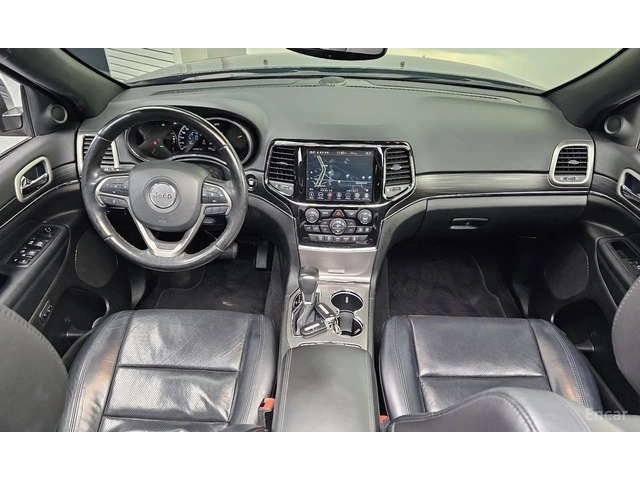 Jeep Grand cherokee 3.6* V6* 8ZF* LIMITED* ПОДГРЕВ* ОБДУХВАНЕ* 360КАМЕ - автомобили, коли, обяви за нови и употребявани 5