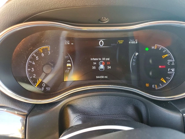 Jeep Grand cherokee Trailhawk 5.7 V8 4x4 - автомобили, коли, обяви за нови и употребявани 8