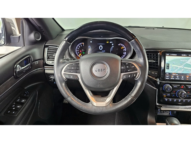 Jeep Grand cherokee 3.6 Overland 4x4 | Адаптивен круиз | Въздушно - автомобили, коли, обяви за нови и употребявани 6