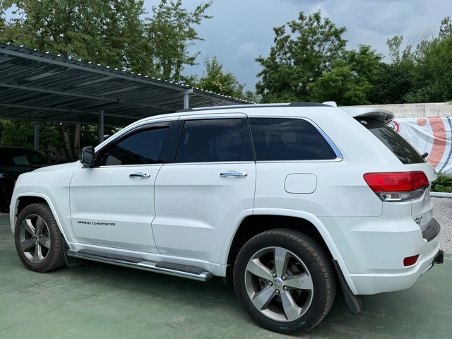 Jeep Grand cherokee 5.7 HEMI, OVERLAND - автомобили, коли, обяви за нови и употребявани 5