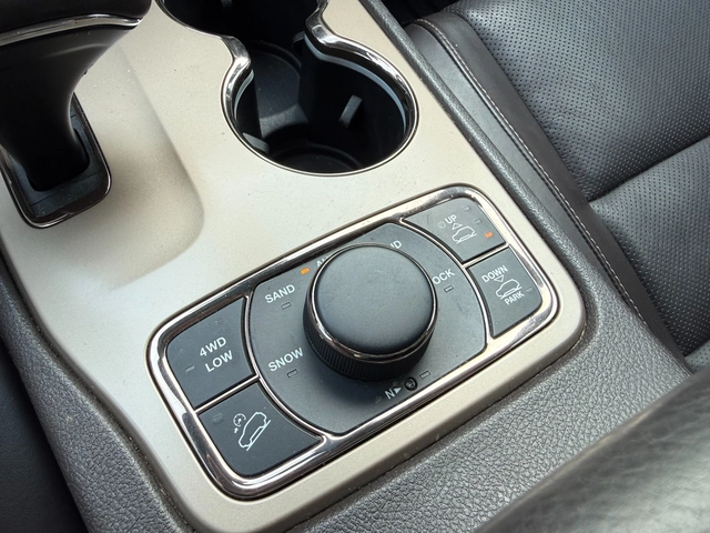 Jeep Grand cherokee SUMMIT 3.6 - автомобили, коли, обяви за нови и употребявани 13
