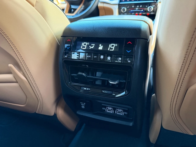 Jeep Grand cherokee SUMMIT RESERVE, 5.7 HEMI - автомобили, коли, обяви за нови и употребявани 16