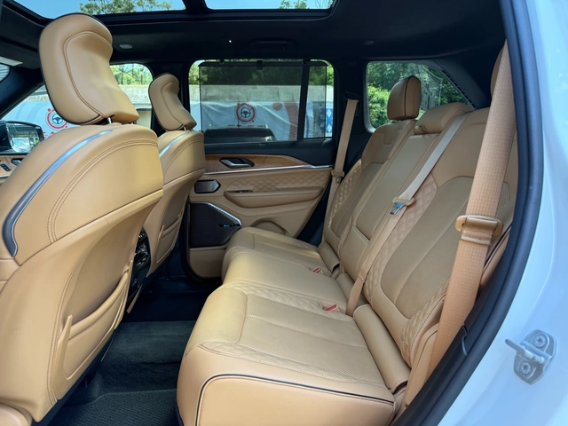 Jeep Grand cherokee SUMMIT RESERVE, 5.7 HEMI - автомобили, коли, обяви за нови и употребявани 8