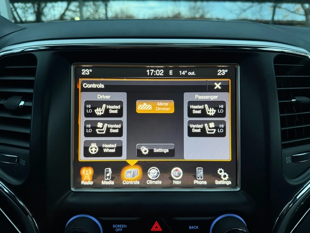 Jeep Grand cherokee OVERLAND - автомобили, коли, обяви за нови и употребявани 12