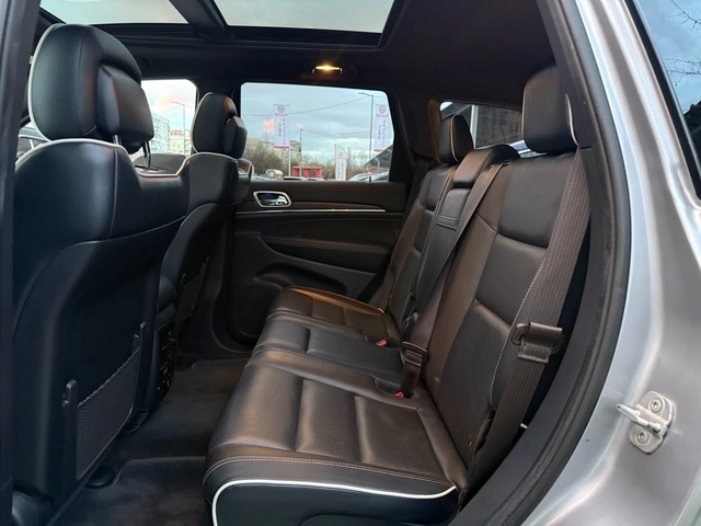 Jeep Grand cherokee OVERLAND - автомобили, коли, обяви за нови и употребявани 8