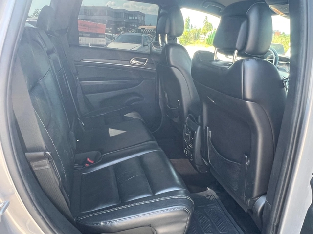 Jeep Grand cherokee - автомобили, коли, обяви за нови и употребявани 11