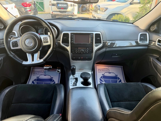 Jeep Grand cherokee 6.4SRT - автомобили, коли, обяви за нови и употребявани 12