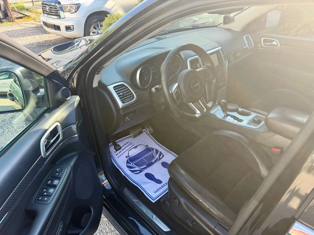 Jeep Grand cherokee 6.4SRT - автомобили, коли, обяви за нови и употребявани 7