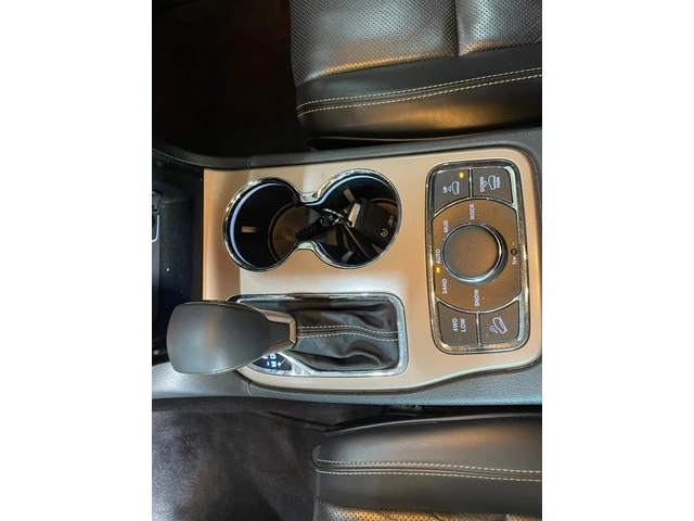 Jeep Grand cherokee 3.6 V6 ! Overland ! - автомобили, коли, обяви за нови и употребявани 15
