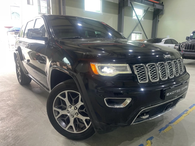 Jeep Grand cherokee 3.6 V6 ! Overland ! - автомобили, коли, обяви за нови и употребявани 0