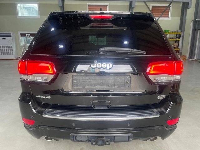 Jeep Grand cherokee 3.6 V6 ! Overland ! - автомобили, коли, обяви за нови и употребявани 4