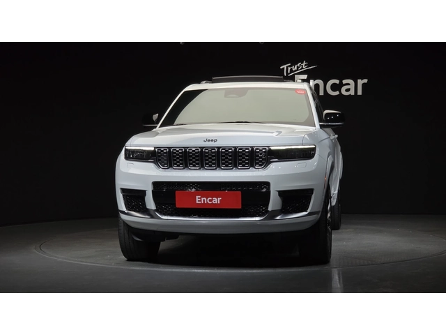 Jeep Grand cherokee 2022* SUMMIT* L* 360* ОБДУХ* DIS* PANO* MCINTOSH - автомобили, коли, обяви за нови и употребявани 1
