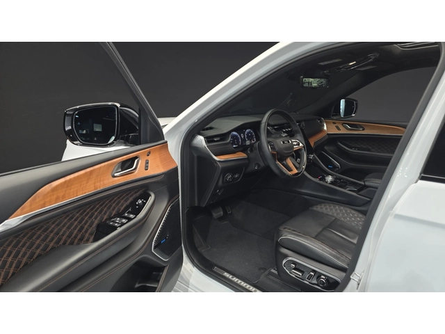 Jeep Grand cherokee 2022* SUMMIT* L* 360* ОБДУХ* DIS* PANO* MCINTOSH - автомобили, коли, обяви за нови и употребявани 8