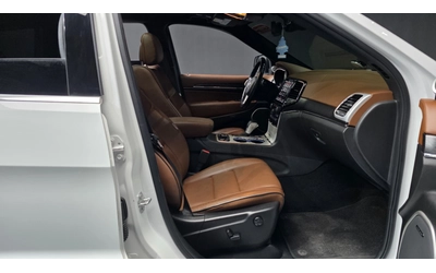 Jeep Grand cherokee 2020* SUMMIT* DIS* HARMAN* ОБДУХ* PANO* ВЪЗДУХ* КР - автомобили, коли, обяви за нови и употребявани 14