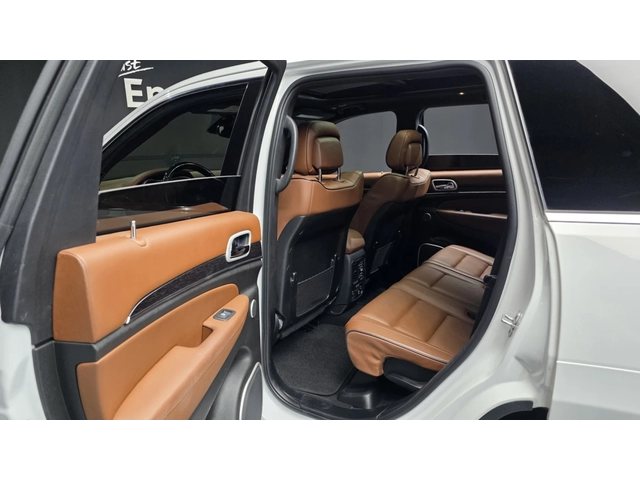Jeep Grand cherokee 2020* SUMMIT* DIS* HARMAN* ОБДУХ* PANO* ВЪЗДУХ* КР - автомобили, коли, обяви за нови и употребявани 15