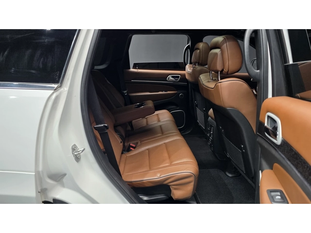 Jeep Grand cherokee 2020* SUMMIT* DIS* HARMAN* ОБДУХ* PANO* ВЪЗДУХ* КР - автомобили, коли, обяви за нови и употребявани 16