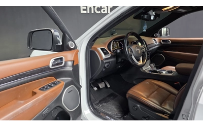 Jeep Grand cherokee 2020* SUMMIT* DIS* HARMAN* ОБДУХ* PANO* ВЪЗДУХ* КР - автомобили, коли, обяви за нови и употребявани 8