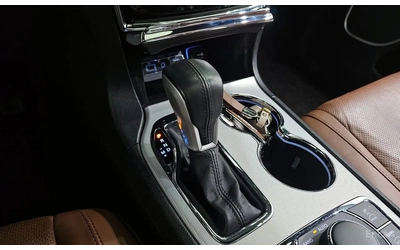 Jeep Grand cherokee SUMMMIT / ВЪЗДУХ / ОБДУХ / ПАНО / ДИСТРОНИК - автомобили, коли, обяви за нови и употребявани 10