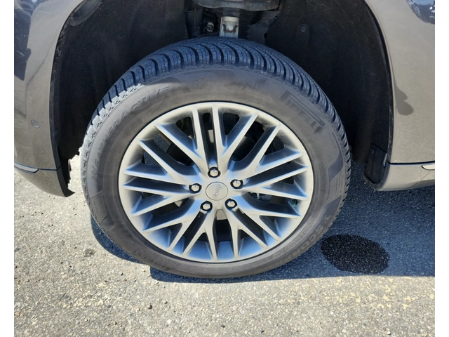 Jeep Grand cherokee Summit - автомобили, коли, обяви за нови и употребявани 5