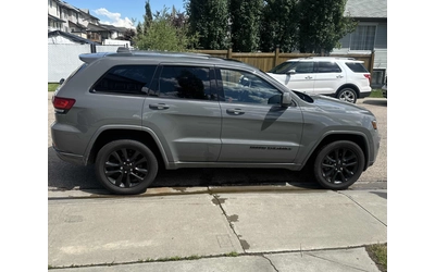 jeep-grand-cherokee - 2