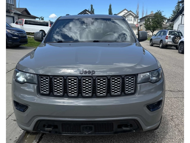 Jeep Grand cherokee Altitude - автомобили, коли, обяви за нови и употребявани 5