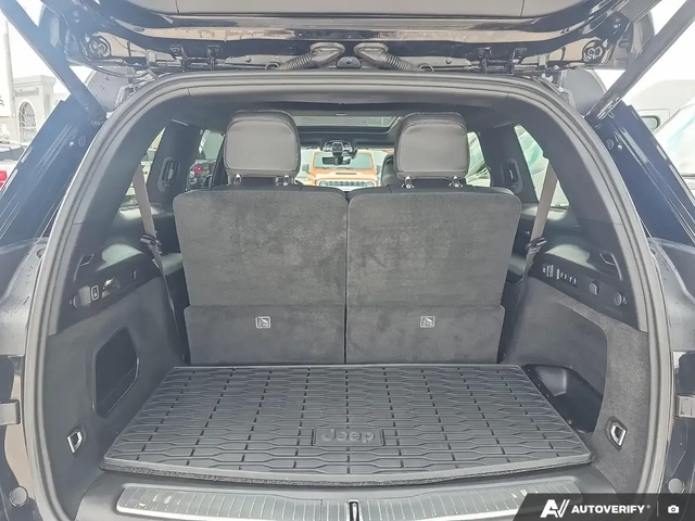 Jeep Grand cherokee Summit Reserve* МАСАЖ* 6места* V8 HEMI* FULL - автомобили, коли, обяви за нови и употребявани 12